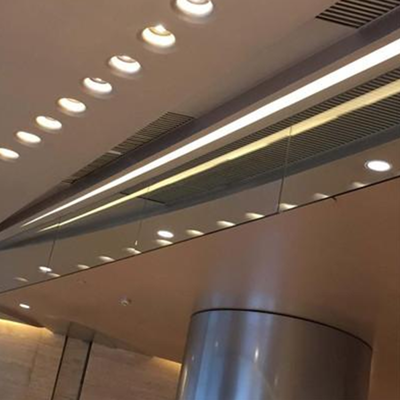 固定刚性挡烟垂壁